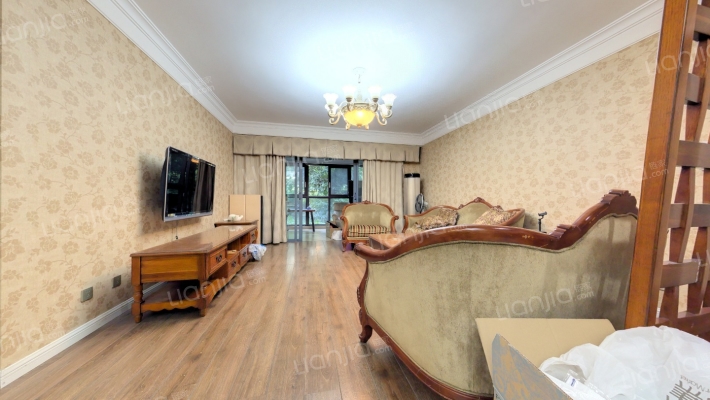 天府欣苑西区二手房实景图