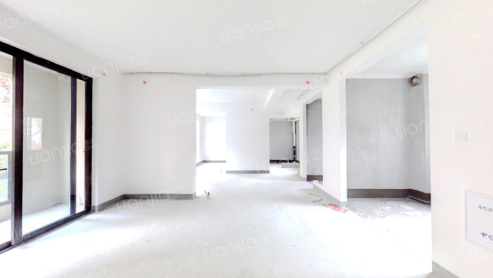 荣安桂语嵩江二手房实景图