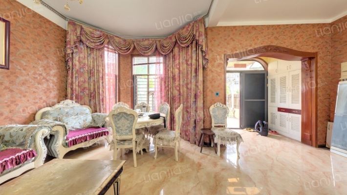 翠堤春晓苑二手房实景图