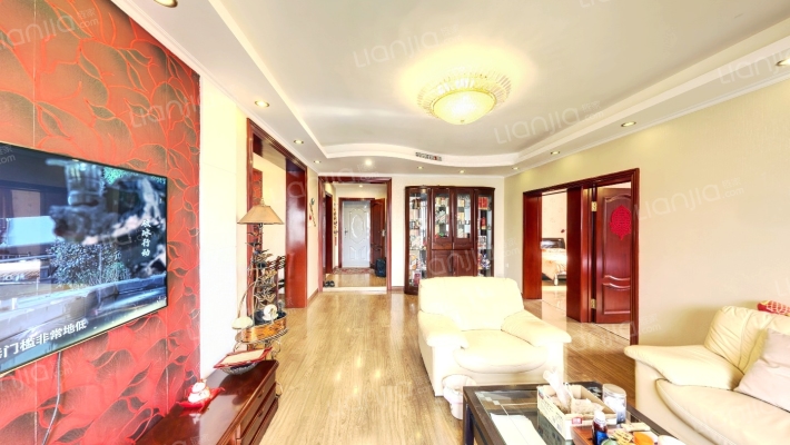 天鹅公寓二手房实景图