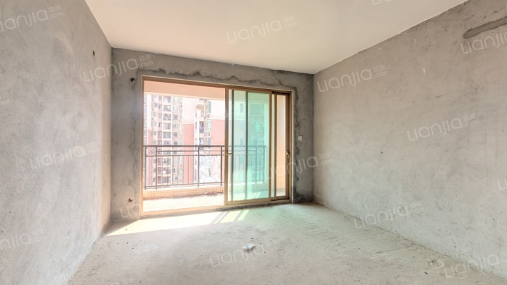 海伦堡三期二手房实景图