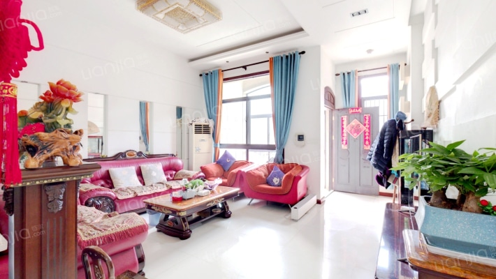 嘉利华府庄园六区二手房实景图