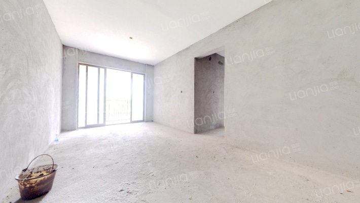 万地雅涛阁二手房实景图