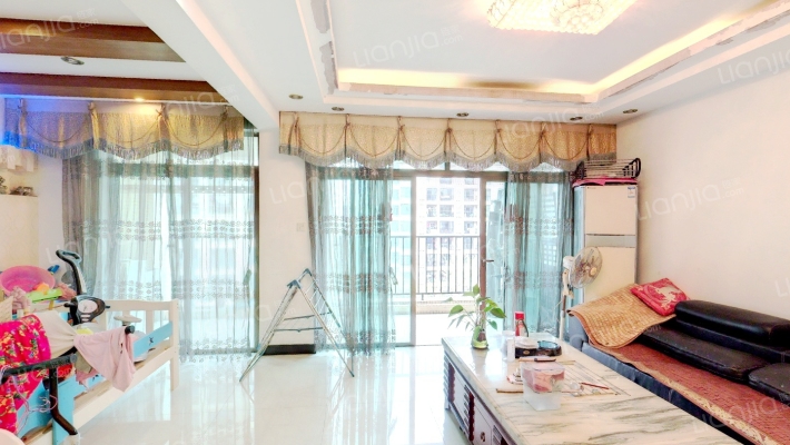 格林美域二手房实景图