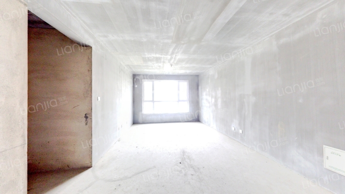 大连海湾城四期二手房实景图