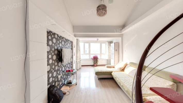 福泰名苑二手房实景图