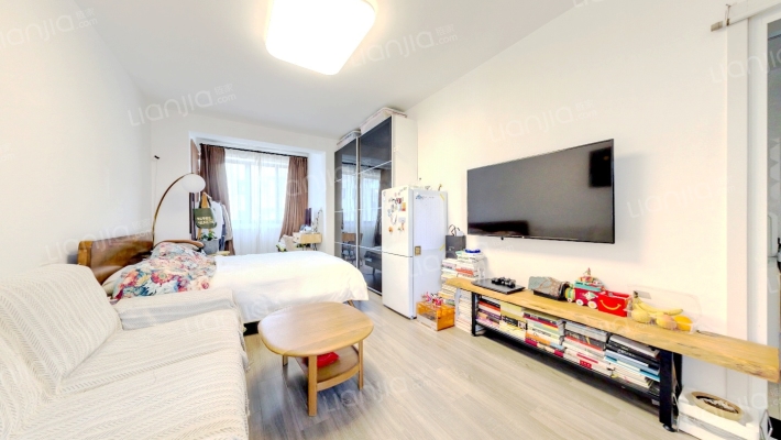 平顺路875弄二手房实景图