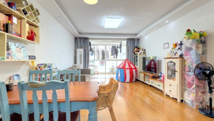 雅鹿新苑二期二手房实景图