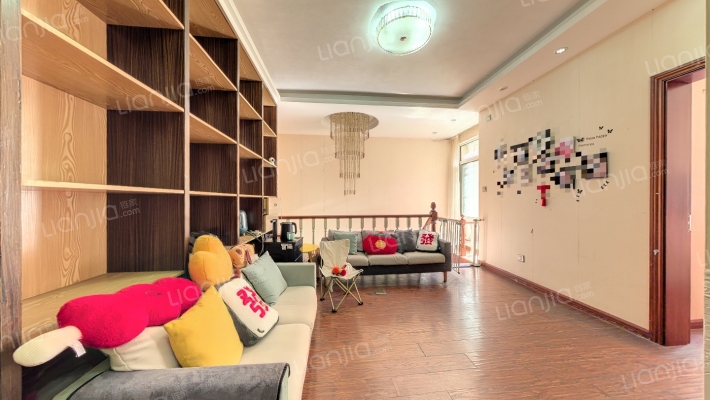 右岸嘉园二手房实景图