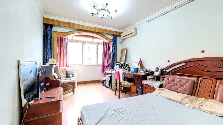 梅园三街坊二手房实景图