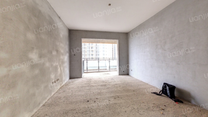 诚卓华盛国际二手房实景图