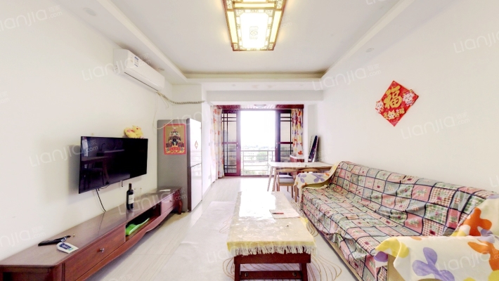 世嘉海景公寓二手房实景图