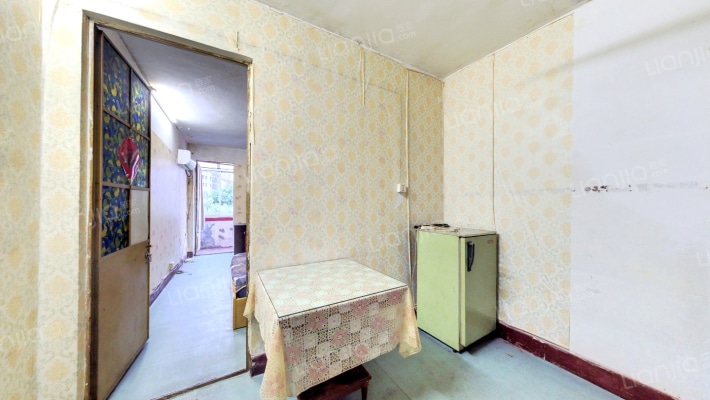 荷叶村二手房实景图