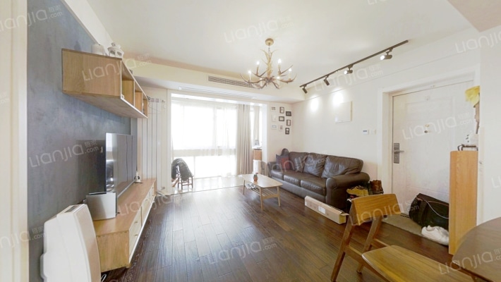 雁鸣山庄二手房实景图