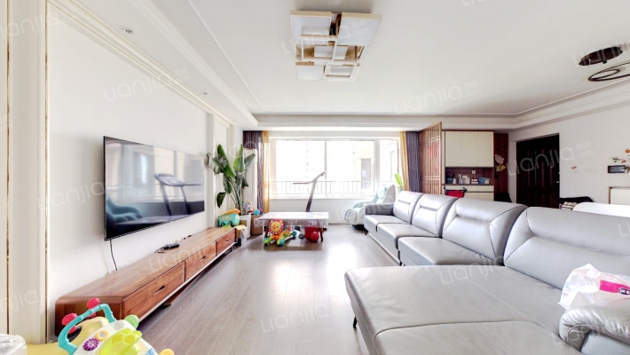 保利拉斐云邸二手房实景图