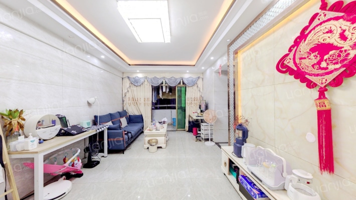 雅翠花园二手房实景图