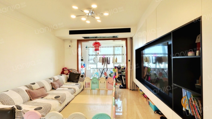 保利茉莉公馆二手房实景图