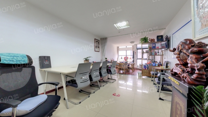 裕朗国际二手房实景图