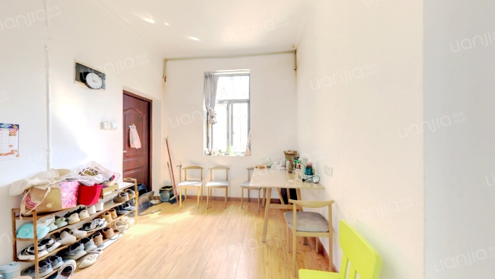 安静社区红艳村二手房实景图