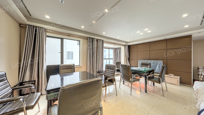 优品道四期曦岸二手房实景图