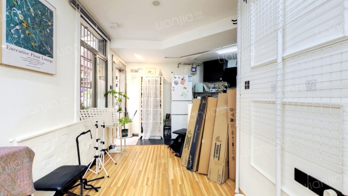 愚园路1050弄二手房实景图