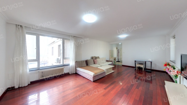 新世界花园朗悦居二手房实景图