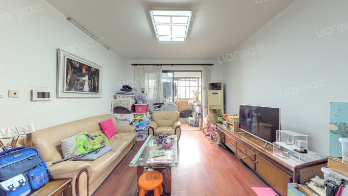 徐汇臻园二手房实景图