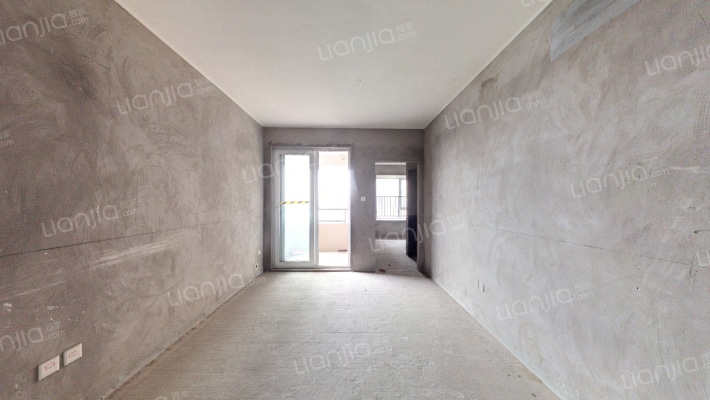 保利江上明珠乐园二手房实景图