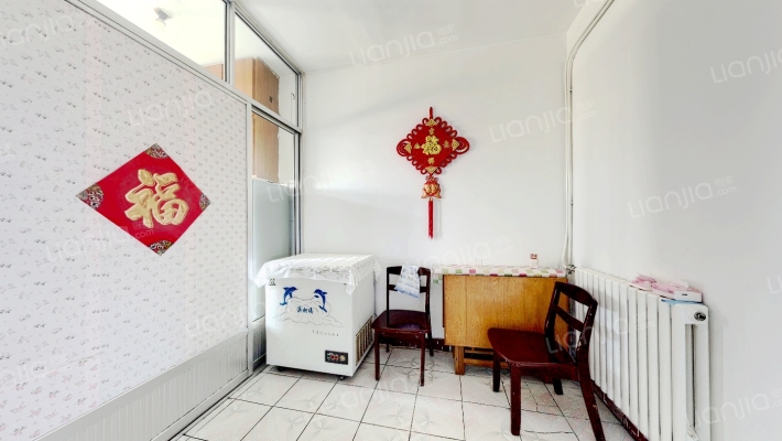 新桥里甲二手房实景图