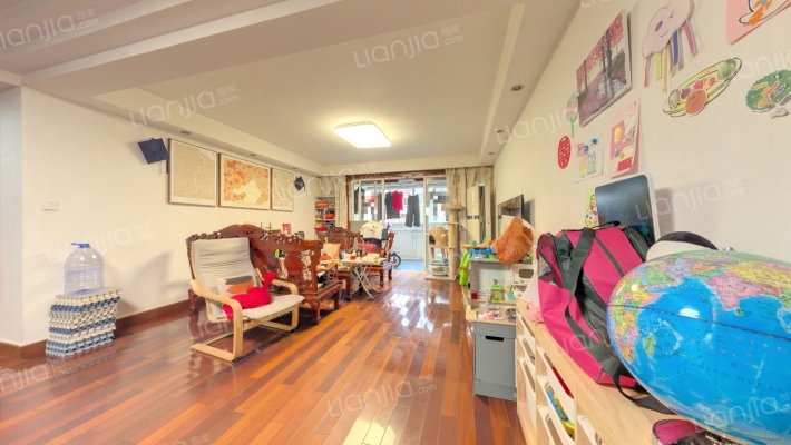 新逸仙公寓二手房实景图