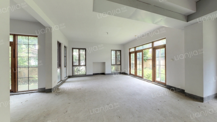 玛斯兰德红木林街区二手房实景图