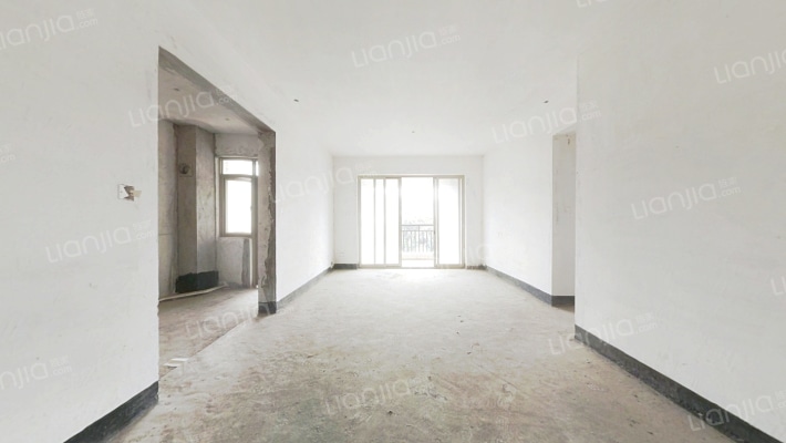 岭秀苑二手房实景图