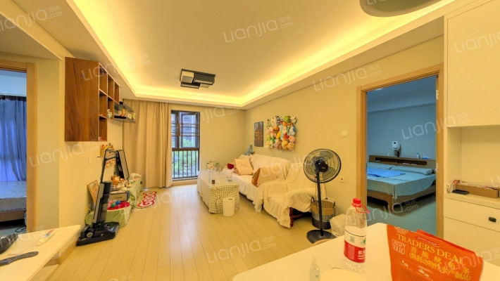 万科城二期二手房实景图