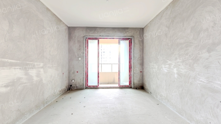 中昂彩云台二手房实景图