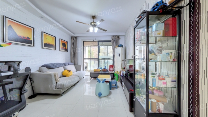 远香舫新苑二手房实景图