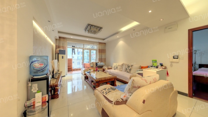 银海嘉怡花园二手房实景图