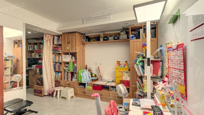 工商大学东校区二手房实景图