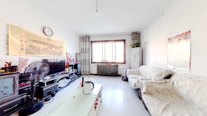 颖馨嘉苑二手房实景图