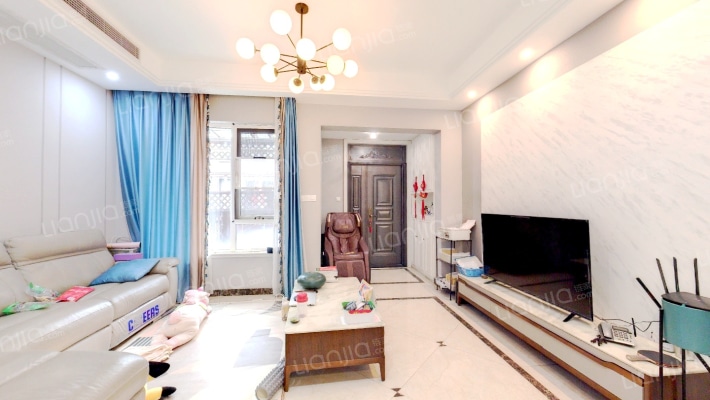 佘山珑原二手房实景图