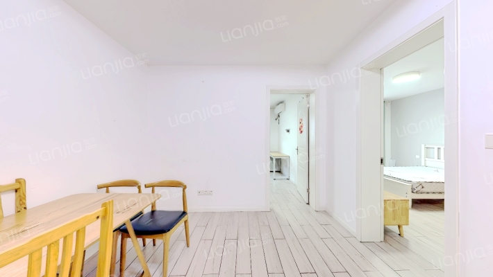 东力新村二手房实景图