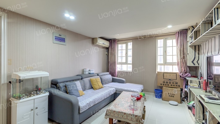 宝地·名邸苑二手房实景图