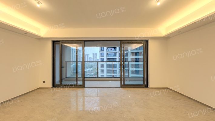 保利时区二手房实景图