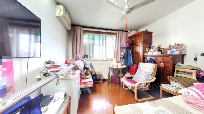 鞍山四村第一小区二手房实景图