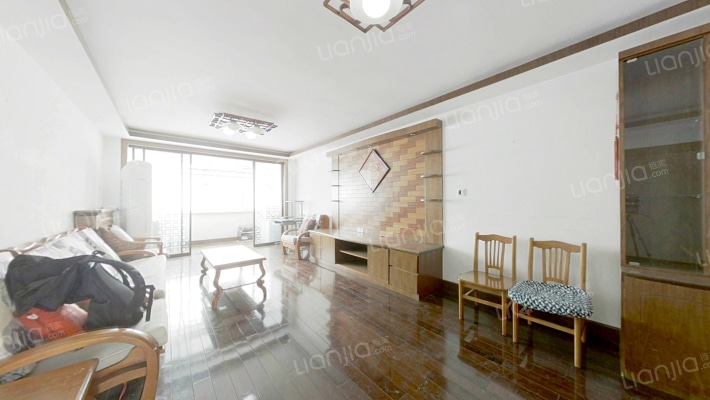 海牛新村二手房实景图