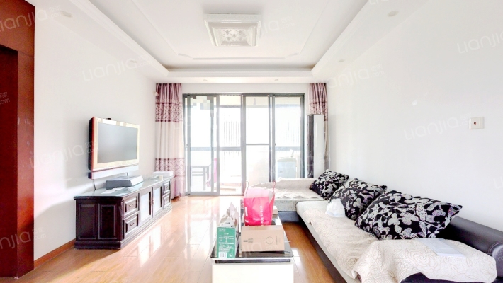 颐和泊雅轩二手房实景图