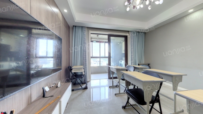 融创臻园二手房实景图