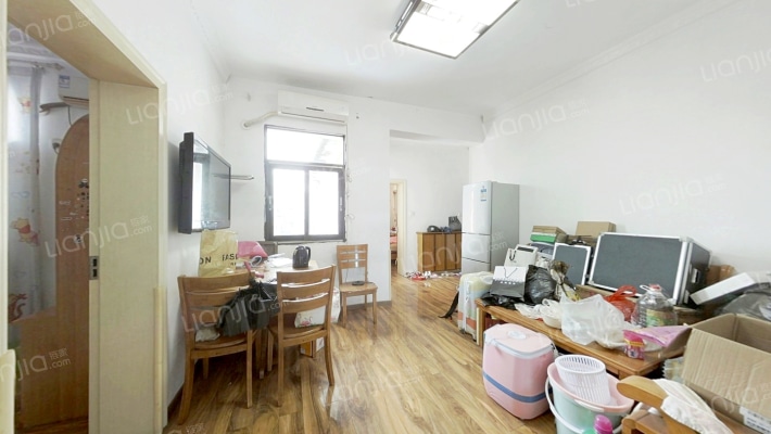 珠宝街二手房实景图