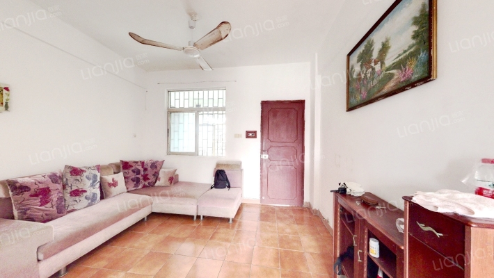 为农小区二手房实景图