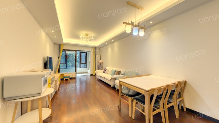 万科翡翠公园二手房实景图