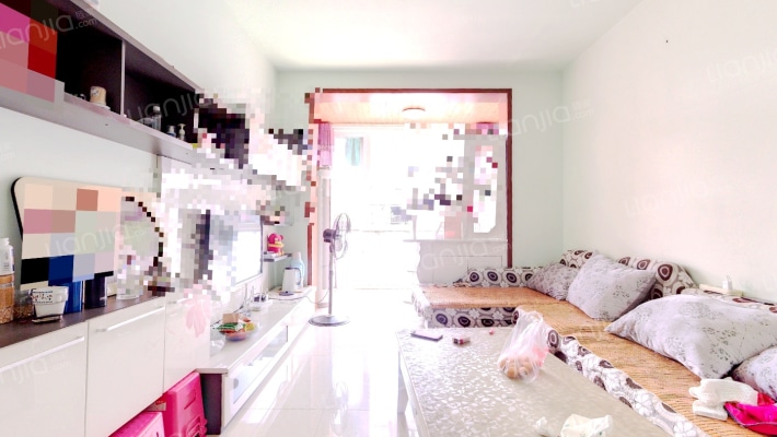 怡华居二手房实景图